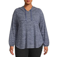 Load image into Gallery viewer, Terra &amp; Sky Women&#39;s Plus Size Hooded Hacci Pullover
