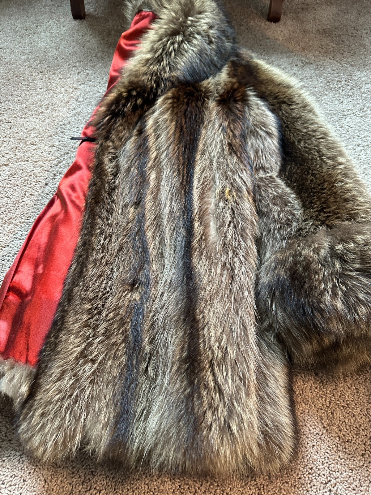 Women's Luxurious Raccoon 3/4 Fur Coat