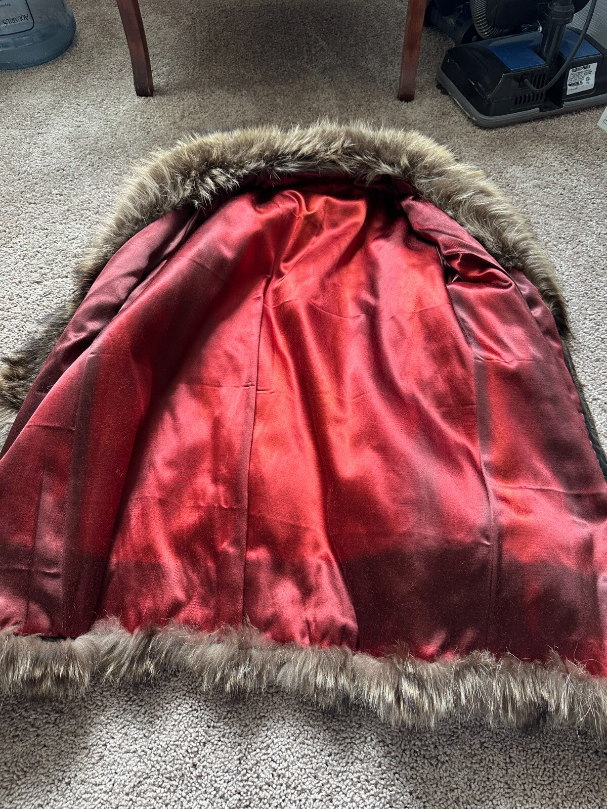 Women's Luxurious Raccoon 3/4 Fur Coat