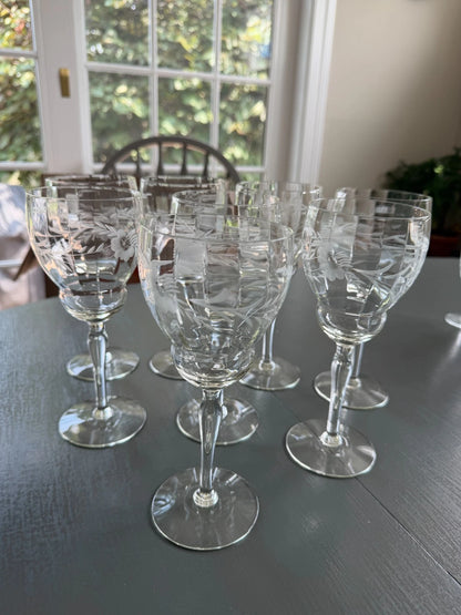 8 Vintage TIFFIN Crystal Etched Daisy Optic Wine Glasses Goblets 8” Tall