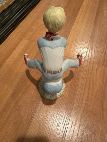 VINTAGE CYBIS PORCELAIN FIGURE GROUP SKIPPER & JENS, BOYS PLAYING LEAPFROG 1977