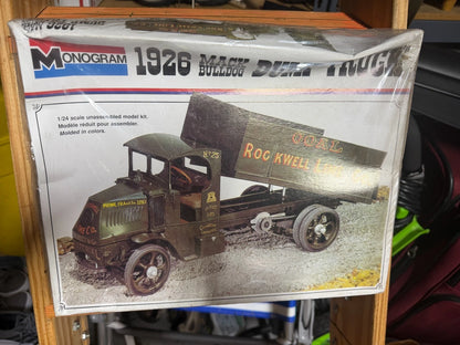 Vintage Monogram 1926 Mack Bulldog Dump Truck 1/24 Model Kit V1976 Rockwell BNIB
