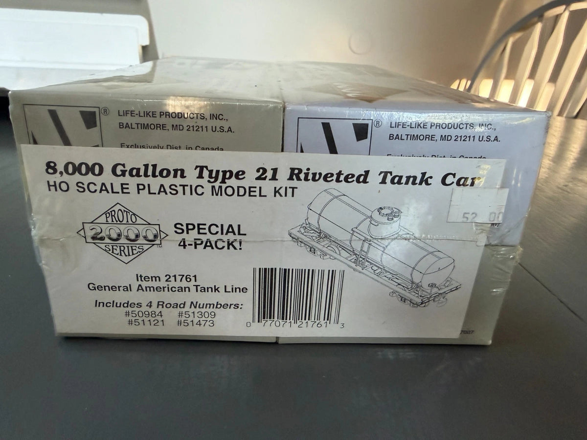 Proto 2000- 8000 Gallon Type 21 Riveted Tank Car #21761 4 Pack BNIB - SEALED