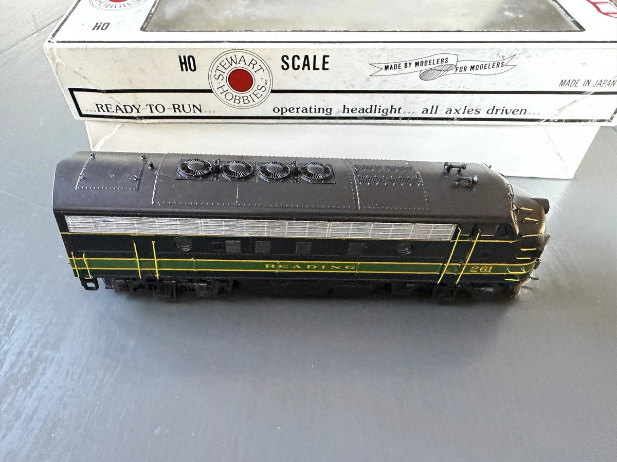 HO Scale Stewart 8430 Reading F3A Diesel Locomotive #261 BNIB