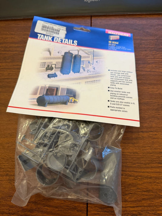 WALTHERS #933-3514 Tank Details - HO Scale Building Kit BNIB SEALED