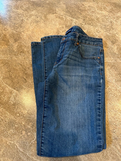 Bandolino Karyn Boyfriend Straight Leg Medium Wash Jeans Size 4