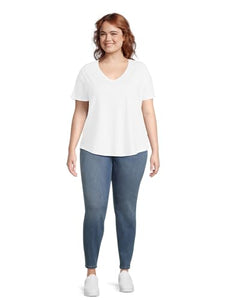 Terra & Sky Women's Plus Size V-Neck Tee, Sizes 0X-5X