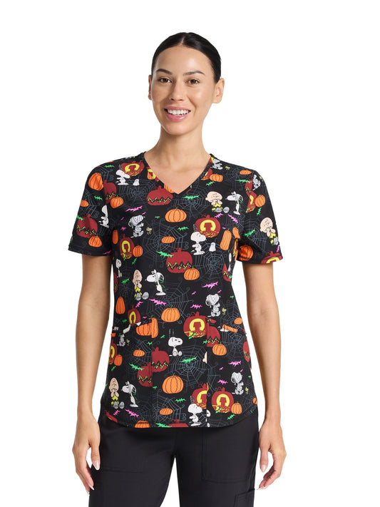 Peanuts Charlie Brown Spooky Snoopy Women's V-Neck Print Scrub Top -XS - 2X