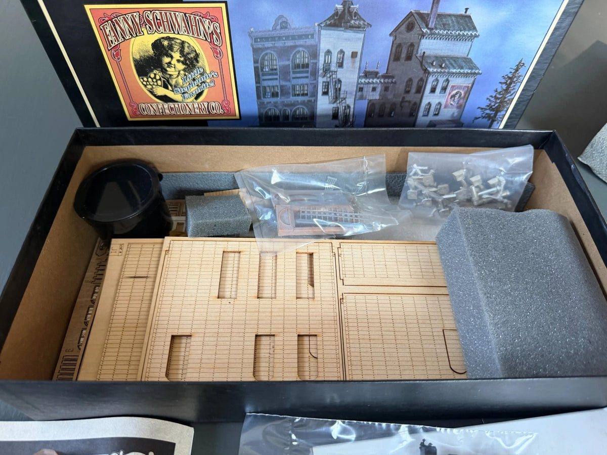 Master Creations HO/HOn3 Fanny Schwahn's Confectionery Co. Kit #75 Sweets!