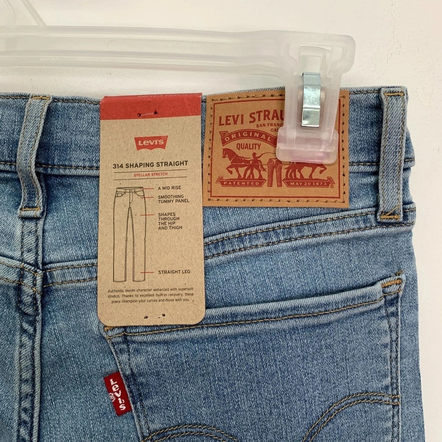 Levi's Women's 4 Jeans 314 Shaping Straight Jeans Mid Rise Stretch Blue W27 L32