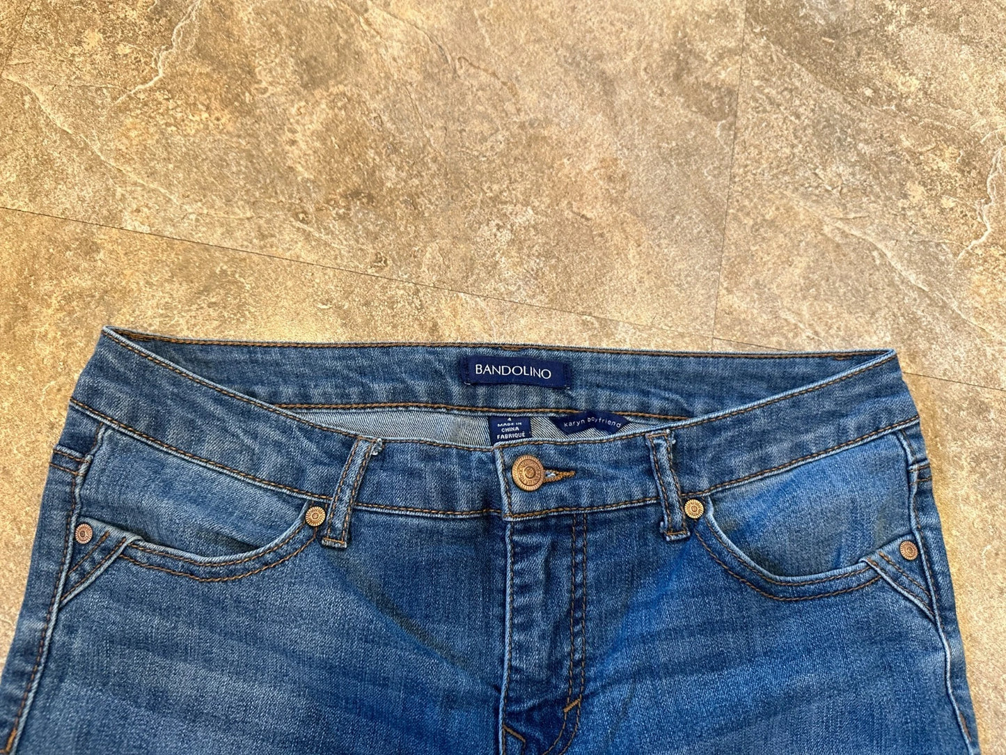 Bandolino Karyn Boyfriend Straight Leg Medium Wash Jeans Size 4