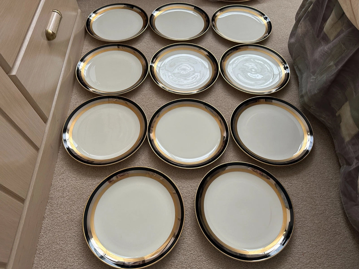 12 Gorham Midnight Contessa Dinner Plates - 10 7/8" - Gold, Platinum, Black