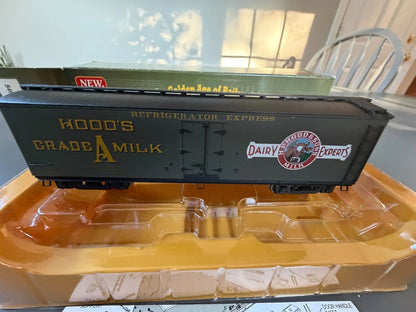 Roundhouse #84608 HO Scale Hood Dairy 40' Wood Milk Car #204 Dairy Experts