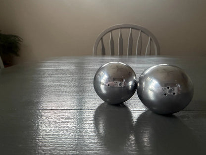 Reed And Barton Maracas Salt And Pepper Shakers AM203 2006 Modern Style + Box