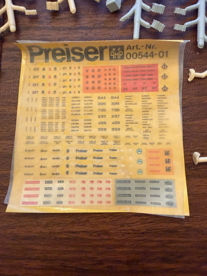 Preiser 17100 HO Scale Train Accessory Kit - 90 Unpainted Miniatures