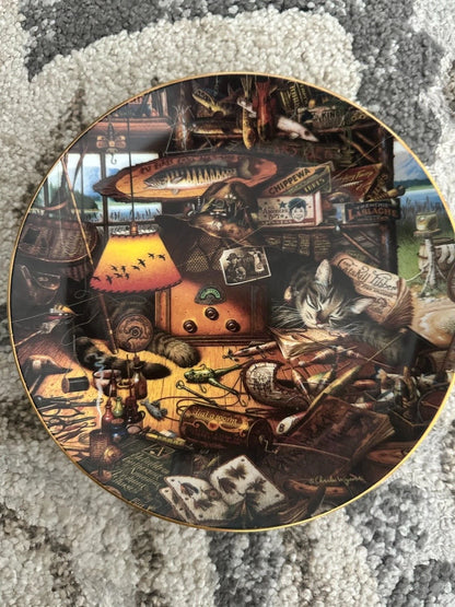 Bradford Exchange Purr-Fect Places MAX IN THE ADIRONDACKS Cat Plates w/Hanger