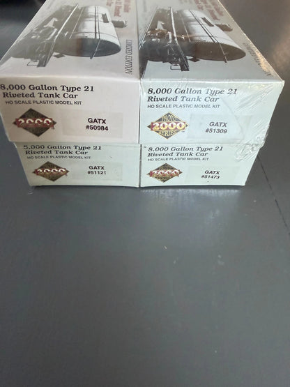 Proto 2000- 8000 Gallon Type 21 Riveted Tank Car #21761 4 Pack BNIB - SEALED