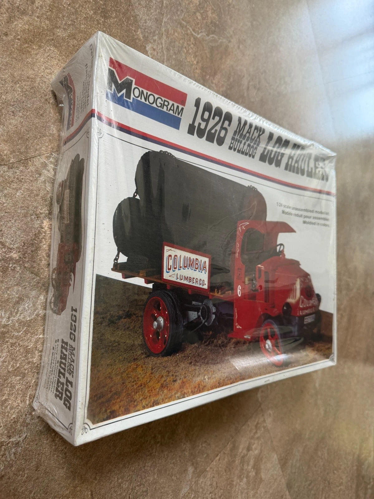 Vintage 1926 Mack Bulldog Log Hauler Monogram #2401 1/24 Scale - SEALED BNIB