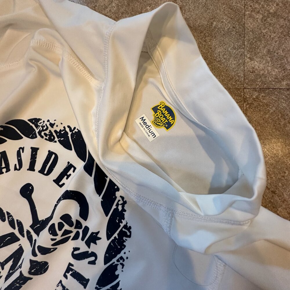 Banana Boat Jersey Shore Seaside Heights Off White Rash Guard - Medium