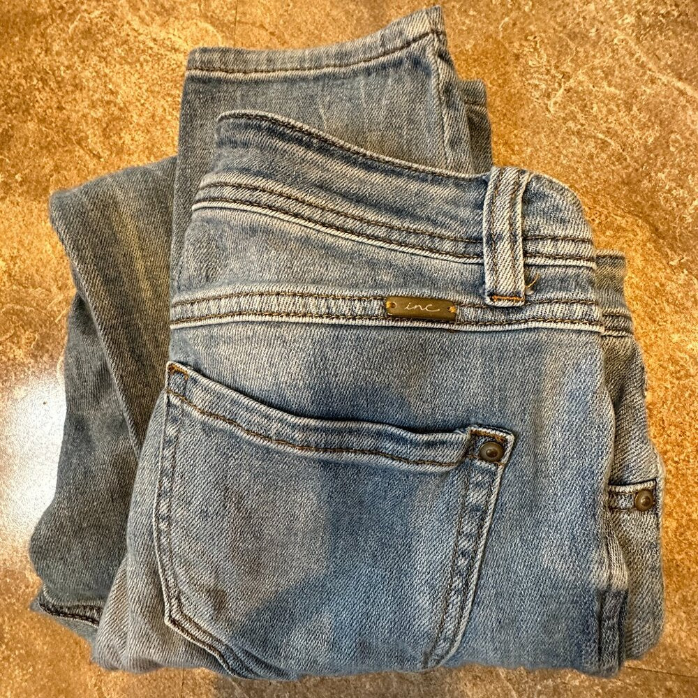 INC Light Wash Straight Distressed Skinny Leg Jeans Size 4