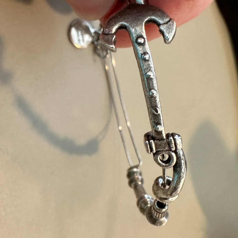 Alex and Ani Anchors away Bangle Bracelet - EUC