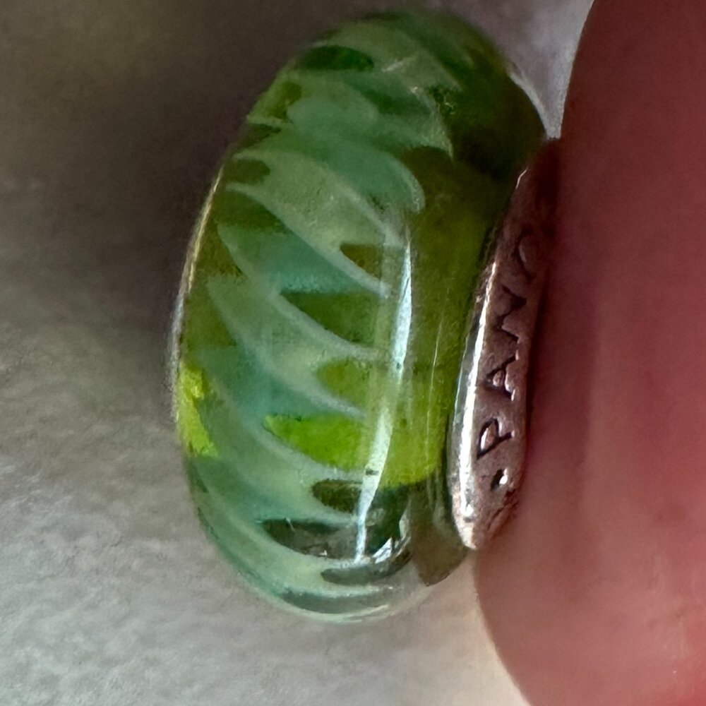 AUTHENTIC PANDORA GREEN ZIGZAG CHARM BRAND 925 Ale Sterling Silver - EUC