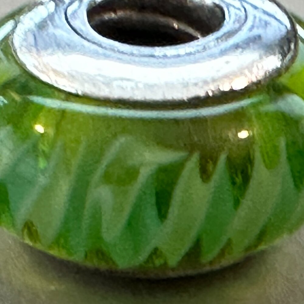 AUTHENTIC PANDORA GREEN ZIGZAG CHARM BRAND 925 Ale Sterling Silver - EUC