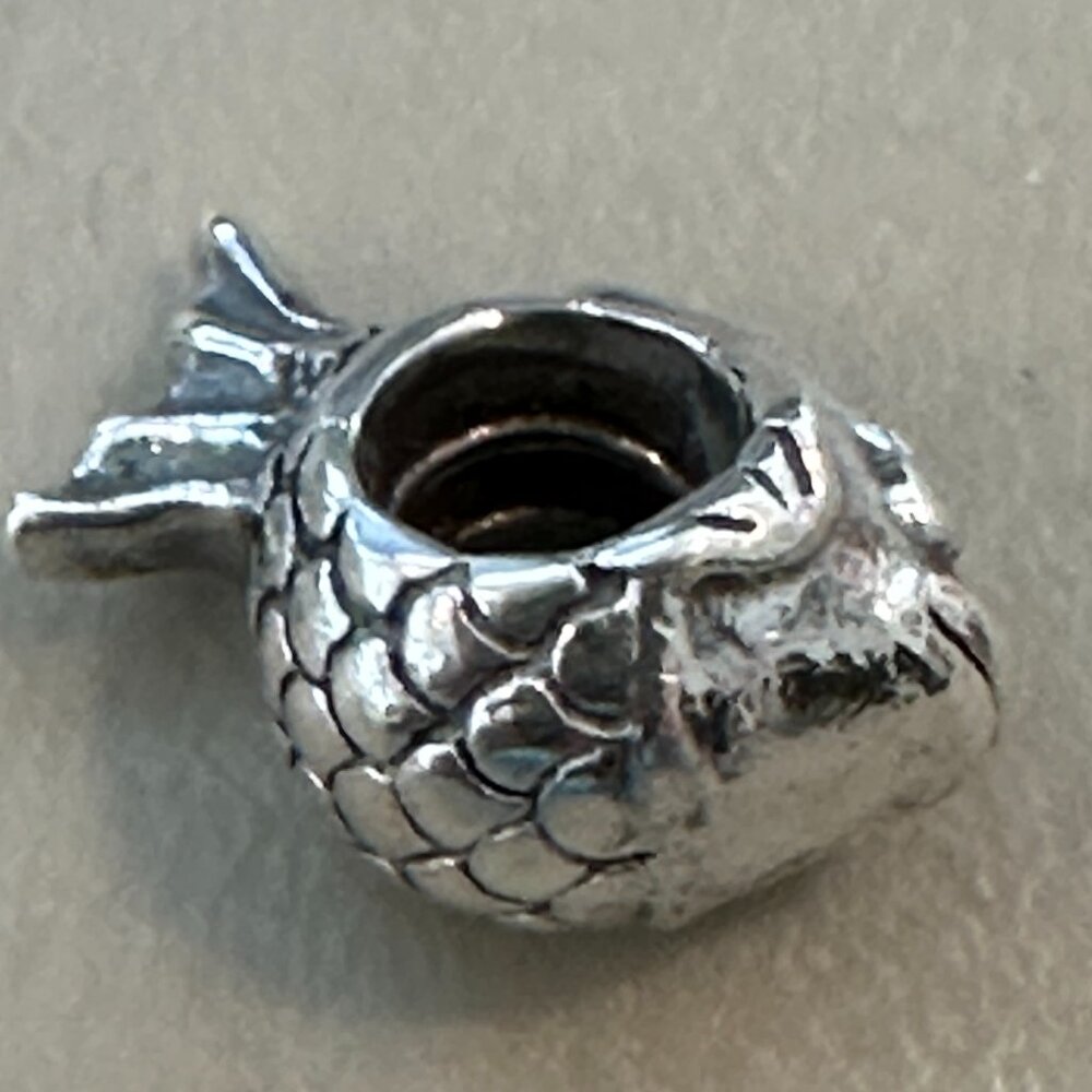 PANDORA | HAPPY FISH CHARM 925 ALE - RETIRED, PIECES - EUC