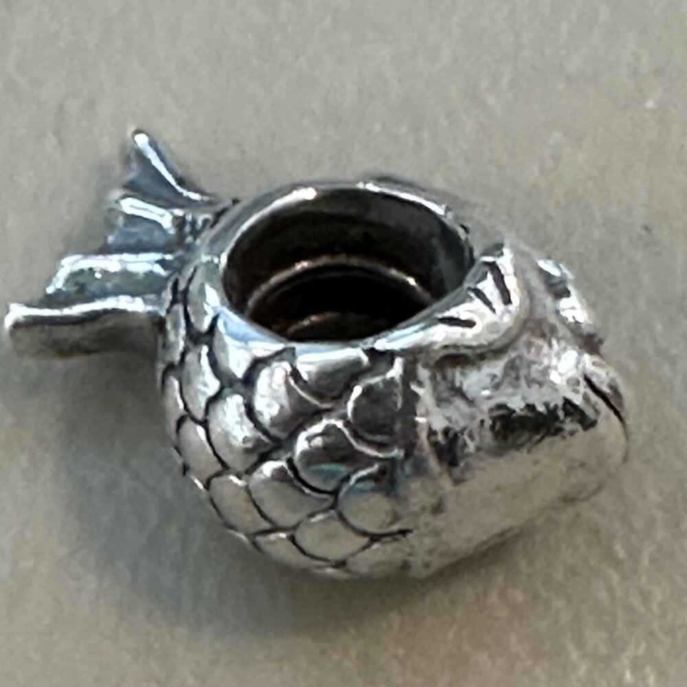 PANDORA | HAPPY FISH CHARM 925 ALE - RETIRED, PIECES - EUC
