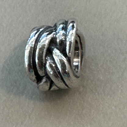 Authentic Pandora Forget Me Not Knot Love Charm - Retired 925 ALE - EUC