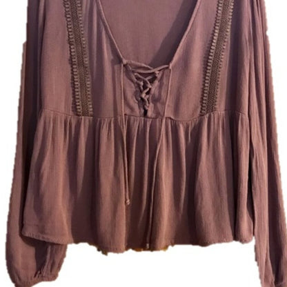 Selfie Women Purple Peplum V Neck tie top - NWOT - Medium
