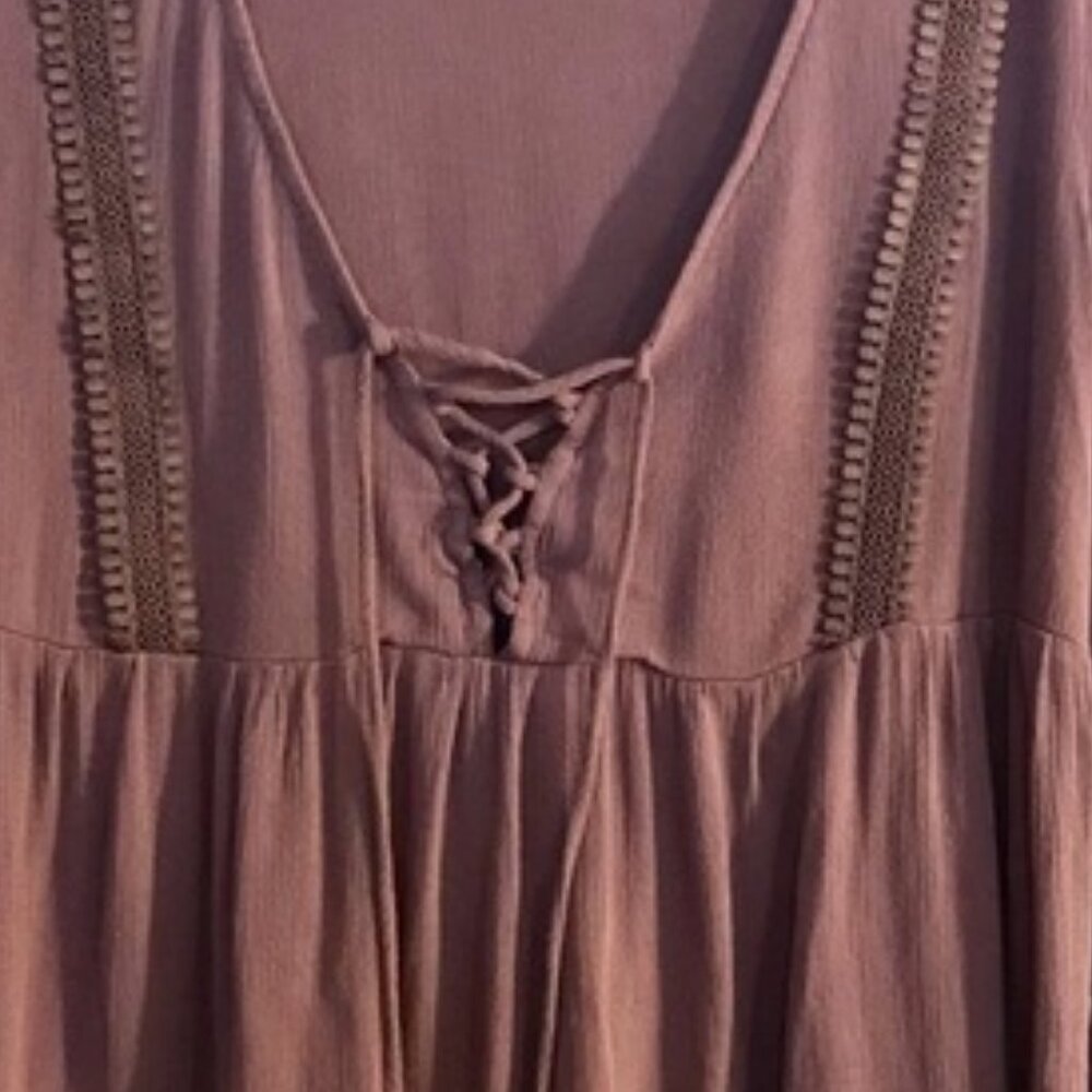 Selfie Women Purple Peplum V Neck tie top - NWOT - Medium