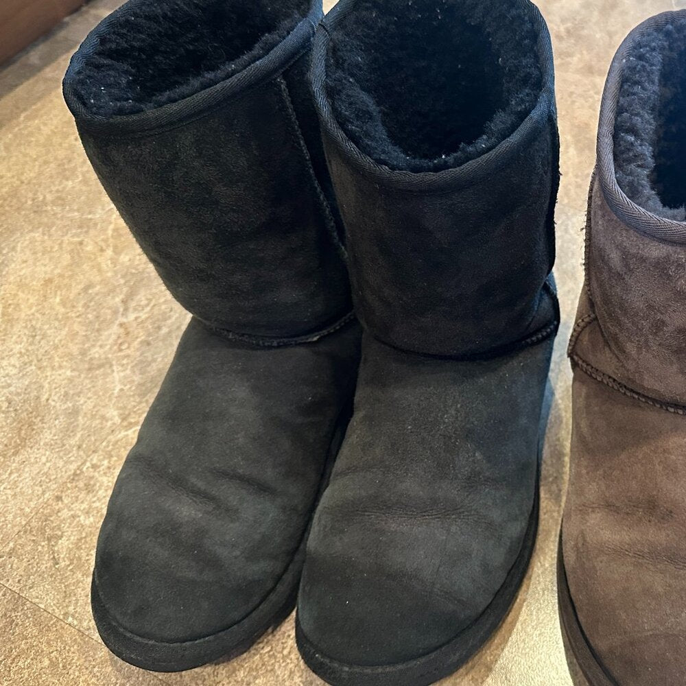 Lot 2 Pairs of Authentic UGGs  UGG Classic Short Boots - Black & Brown -Size 8