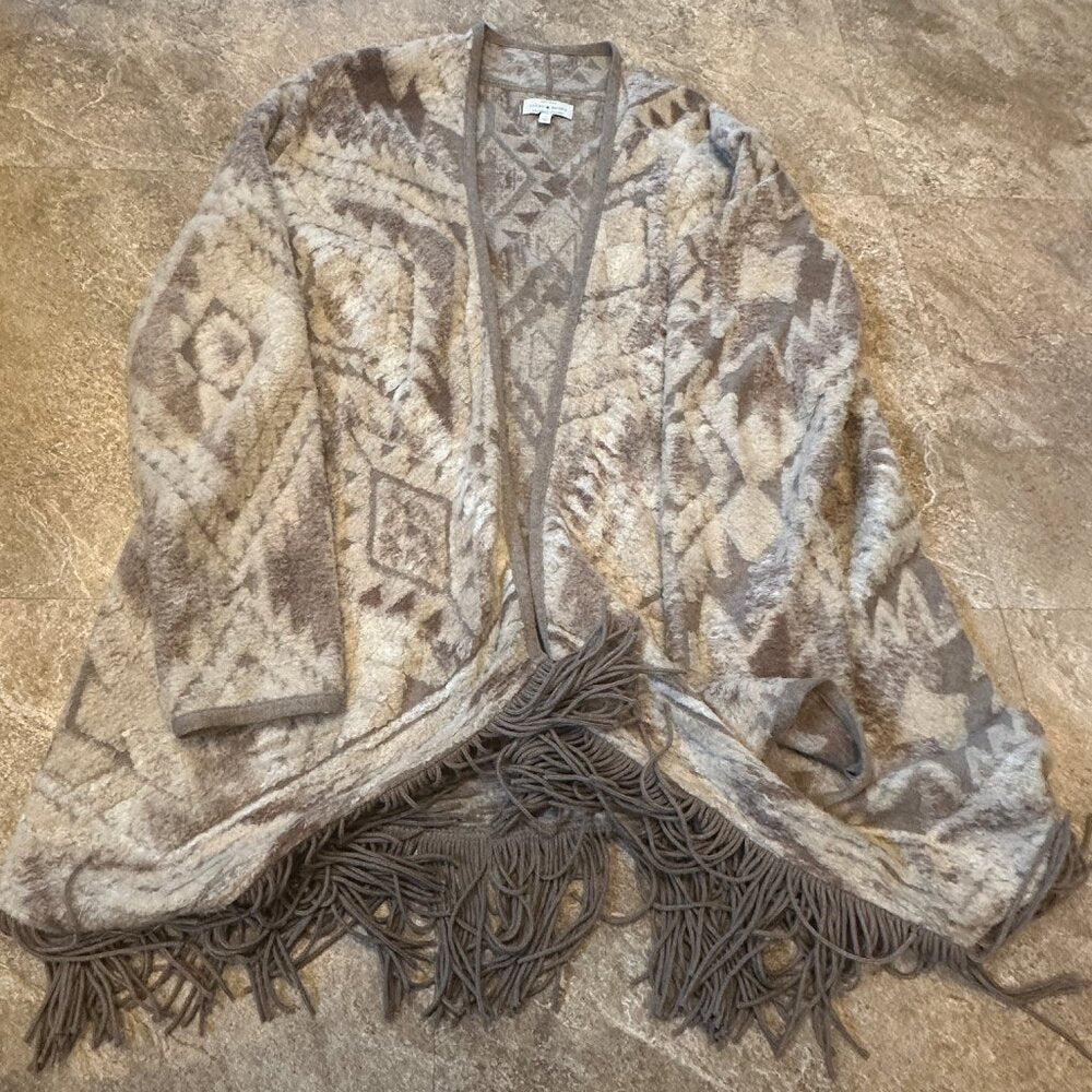 Lucky Brand Beige Patterned Sweater with Fringe on Bottom - Med