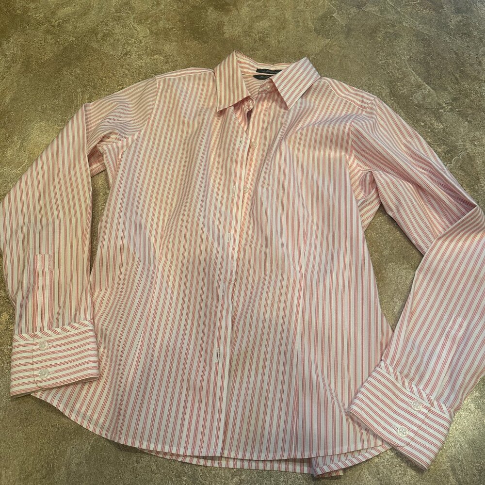 Eddie Bauer Wrinkle Restistant Red & White Striped LS Tailored Shirt - Small