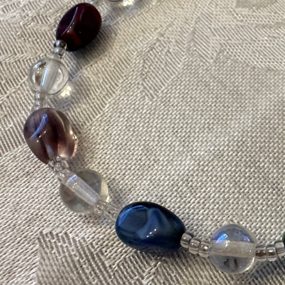 Vintage Costume Jewelry - Glass Bead & Stone Bracelet - Screw Closure - EUC