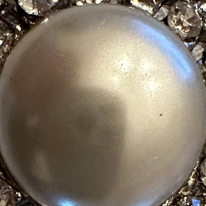 Vintage Costume Jewelry -Pearl Rhinestone Drop Brooch Pin - EUC