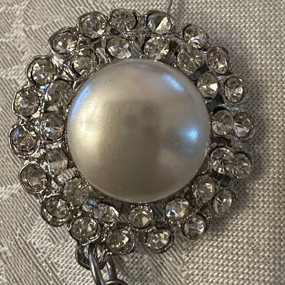Vintage Costume Jewelry -Pearl Rhinestone Drop Brooch Pin - EUC