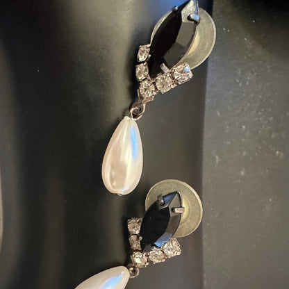 Costune Jewelry - Black Emerald Square Cut Post Earrings with Rhinestones EUC