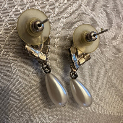 Costune Jewelry - Black Emerald Square Cut Post Earrings with Rhinestones EUC