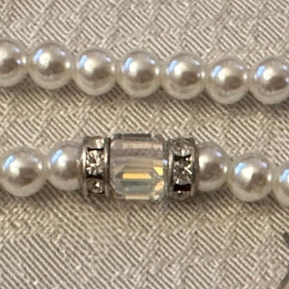 Costume Jewelry Pearl & Crystal Post Earrings - EUC - Clasp Necklace Closure