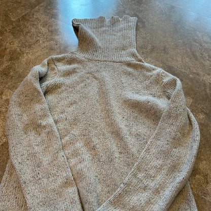 GH Bass & Co Womens Turtle neck Tan Cable Sweater - medium