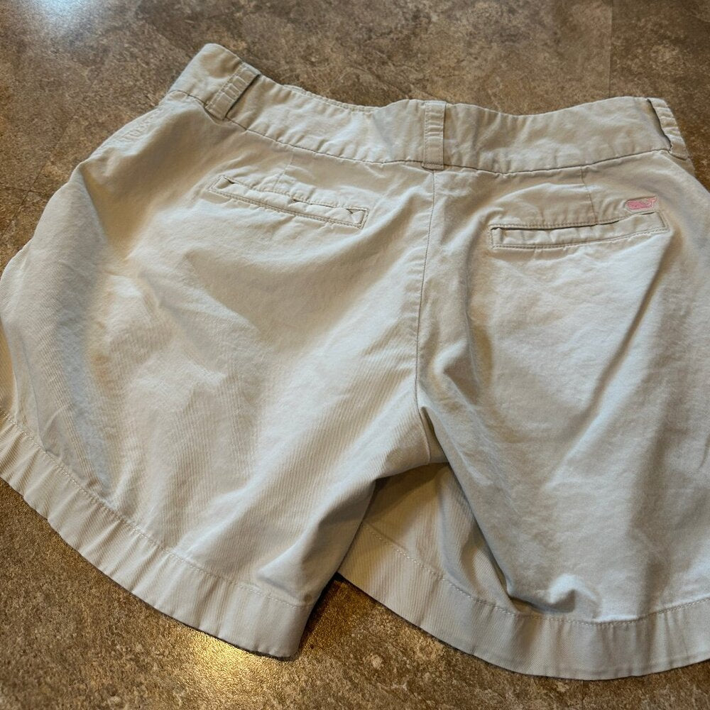 Vineyard Vines Womens Khaki Shorts Tan - Everyday should feel this good- Size 2