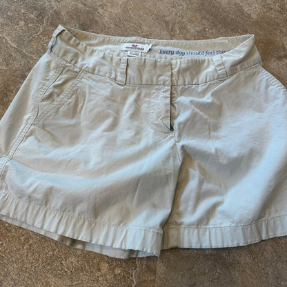 Vineyard Vines Womens Khaki Shorts Tan - Everyday should feel this good- Size 2