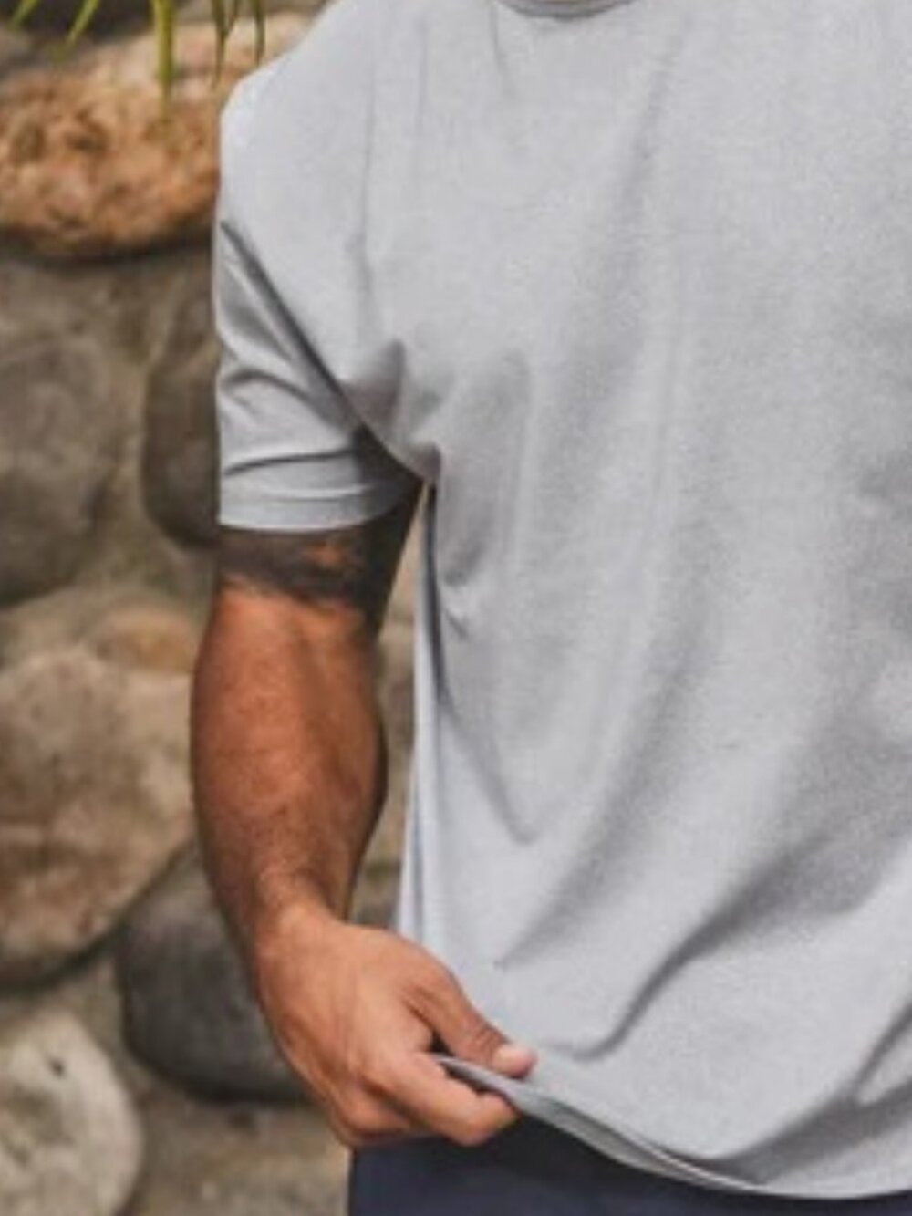 Men's Under 5'10 Lt Grey Short Sleeve Tee Shirt - Medium NWT